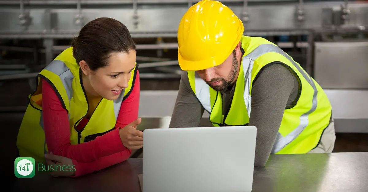5 Benefits of All in One FSM Software for Tradies